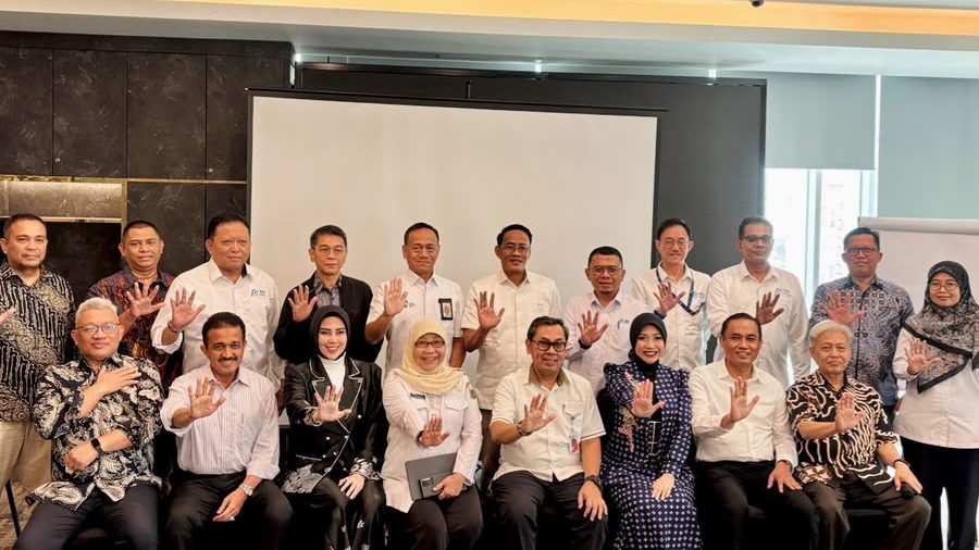 Seluruh Dewan Komisaris dan Direksi PT Jamkrida Jakarta menghadiri Training Special Direct…
